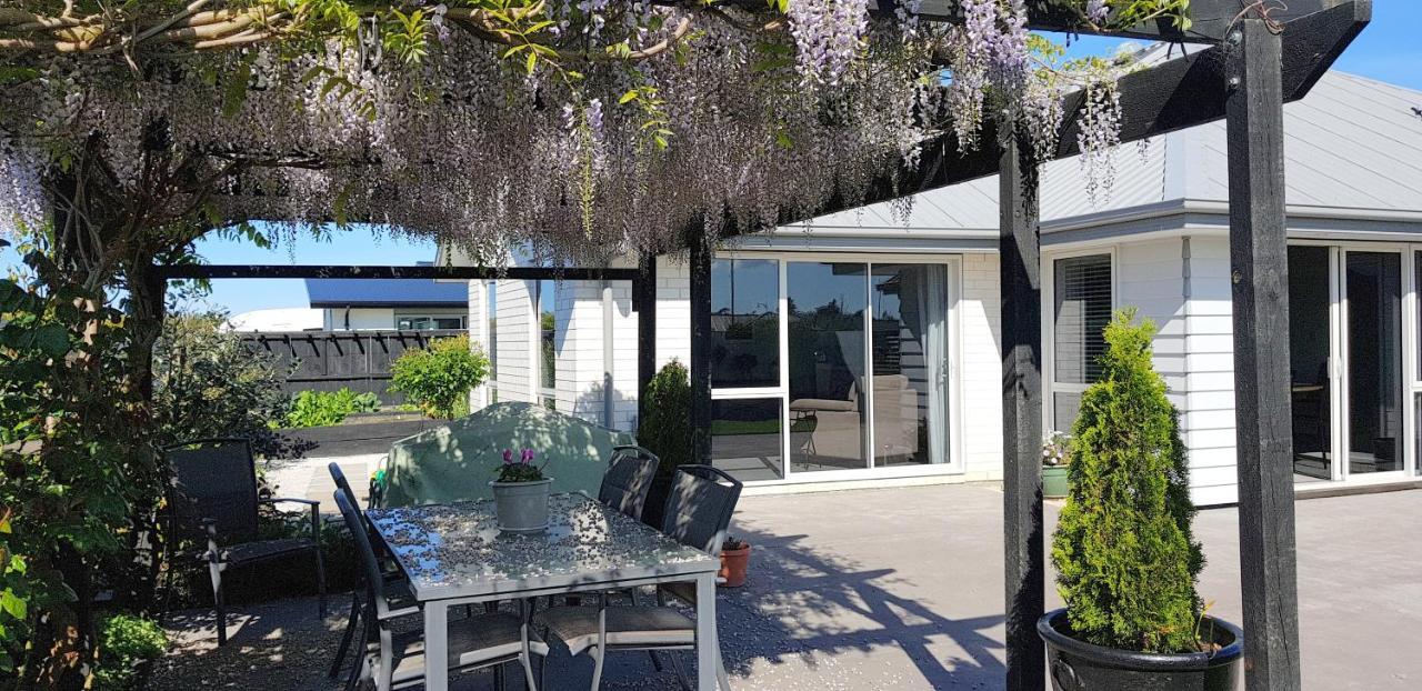Courtenay B & B Kaiapoi Екстер'єр фото